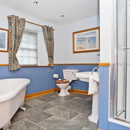 Cherry Tree בית נופש